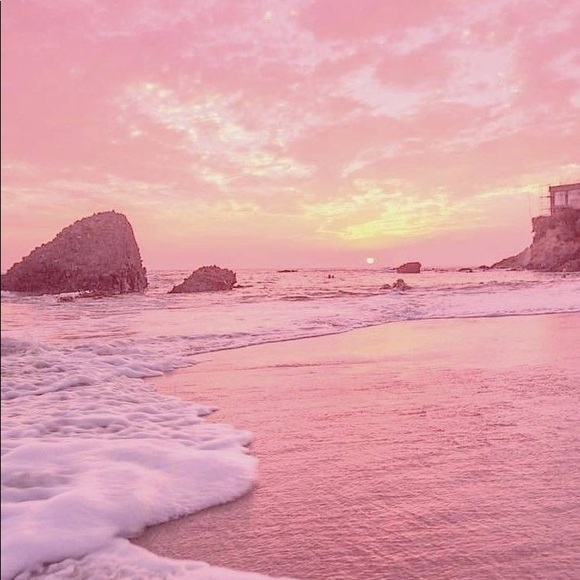 Meet your Posher, Carla - Picture 1 of 1